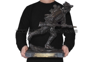Scultura in Bronzo 8° Reggimento Bersaglieri, Dono al Ten. Gen. Gustavo Fara, 1919