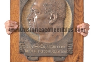 Importante Bassorilievo in Bronzo donato da Alessandro Pavolini ai Fasci Fiorentini, 1934